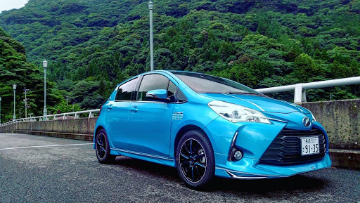 ヴィッツ のかっこいい 愛車撮影 愛車紹介 盛り盛りに関するカスタム メンテナンスの投稿画像 車のカスタム情報はcartune