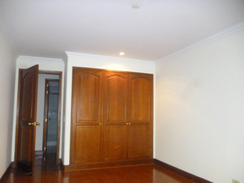 Apartamento En Venta - El Retiro, Bogota