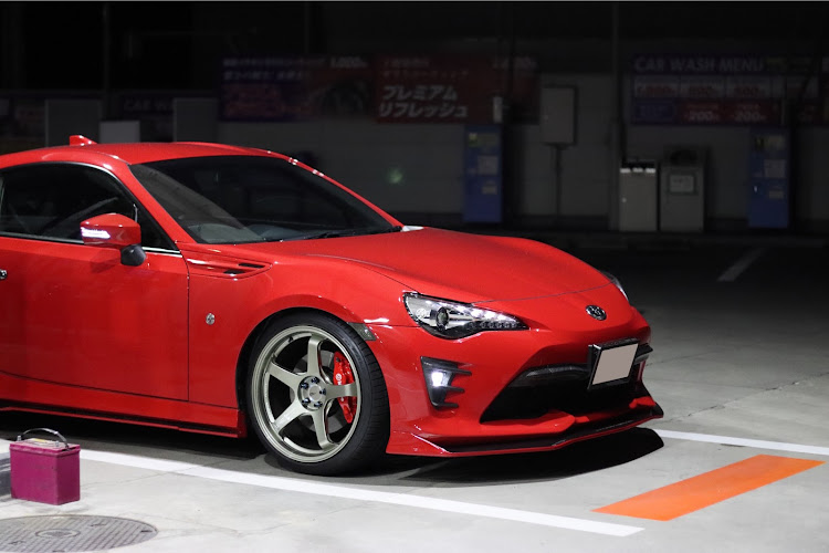 86のkuhl・GTBEYOND・ZN6・クールレーシング・ガソリンスタンドに関するカスタム事例の投稿画像1枚目