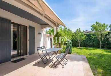 House with pool and terrace 13