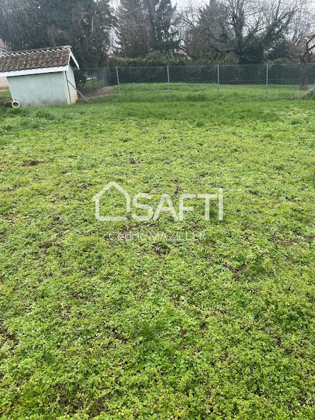 Vente terrain  550 m² à Montmerle-sur-saone (01090), 136 000 €