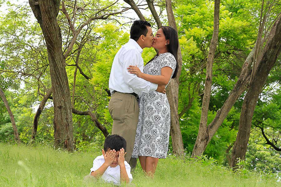 Fotógrafo de casamento Julio Valencia (gpphotography). Foto de 30 de março 2019