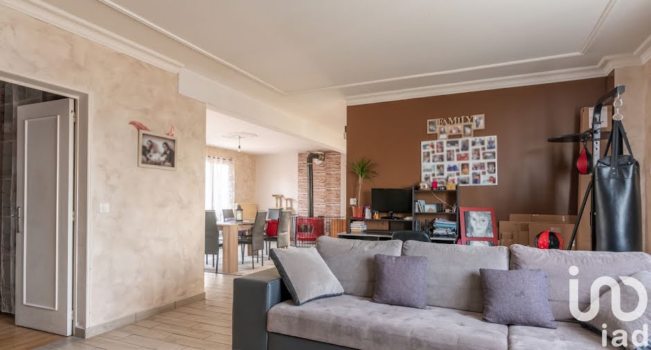 Vente maison 6 pièces 145 m² à Chabris (36210), 173 000 €