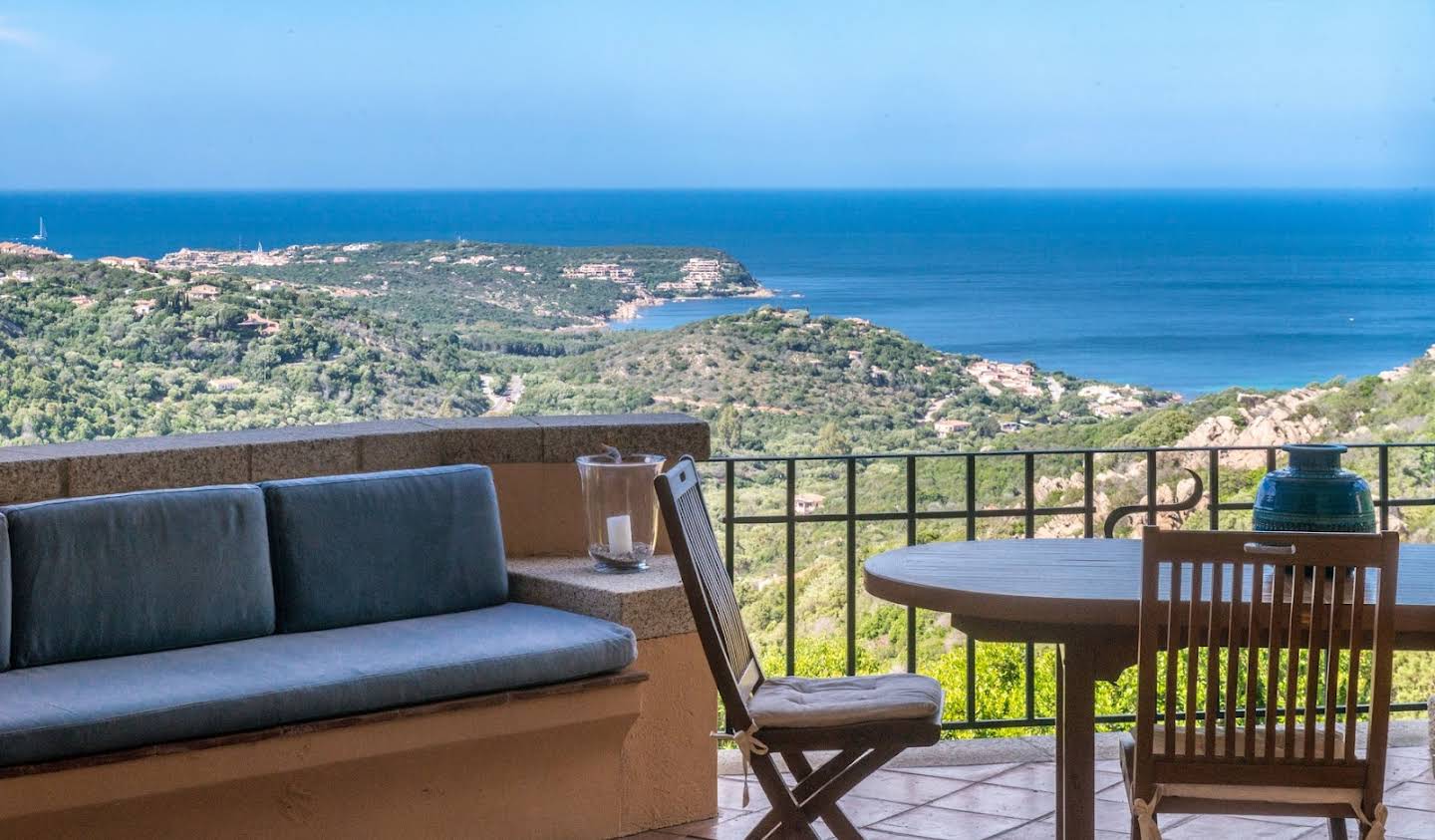 Villa with pool and garden Porto Cervo