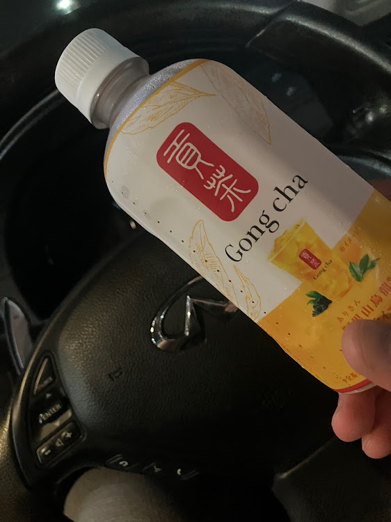スカイラインクーペのパフェいわし・Gong cha・堤アナ・R35純正・ヒール足はガチョウって何に関するカスタム事例の投稿画像5枚目