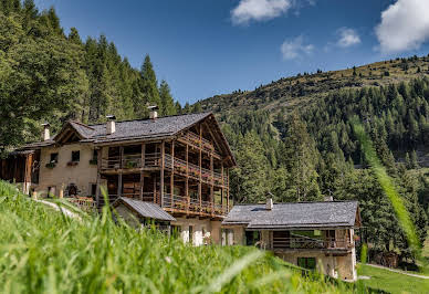 Maison avec piscine 10