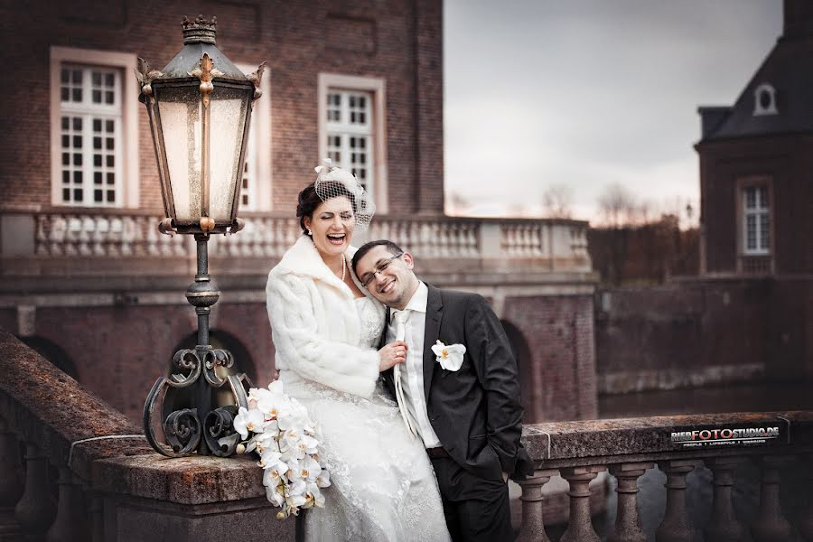 婚禮攝影師Irina Rieb（irinarieb）。2015 12月9日的照片
