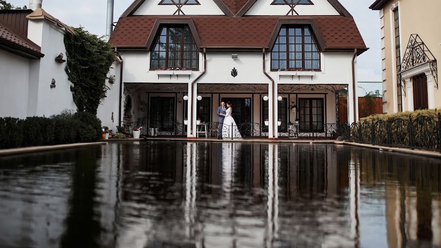 Fotógrafo de casamento Anton Erkhov (erkhov-anton). Foto de 8 de outubro 2020