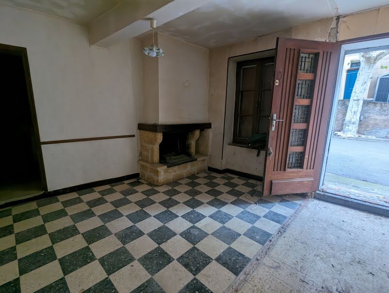 Vente maison 5 pièces 100 m² à Carcassonne (11000), 55 000 €