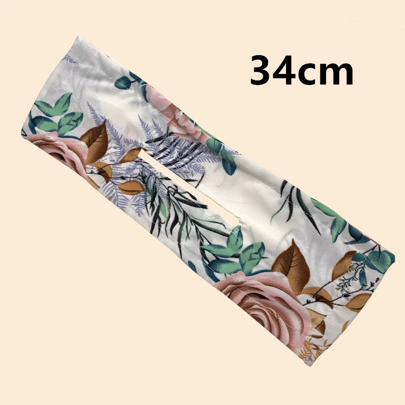 Bandeau imprimé avec nœud français vintage et boucleur de cheveux. Créez des coiffures élégantes et faciles à porter au quotidien.