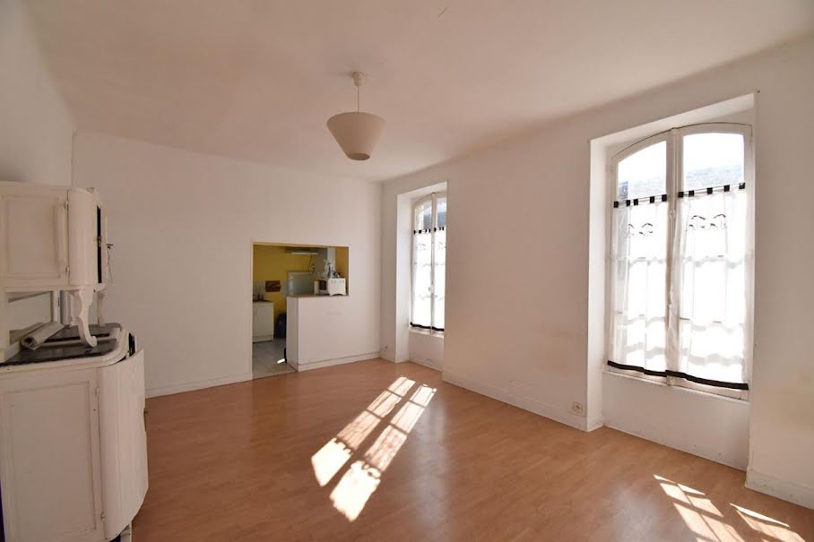 Vente appartement 2 pièces 43 m² à Cosne-Cours-sur-Loire (58200), 39 900 €