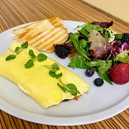 Mushroom & Cheese Omelette