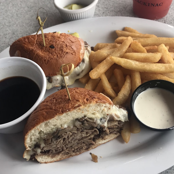 The sandwich on a gluten free bun. Ignore the fries I had to send them back because they were coated in flour. 🤨😕