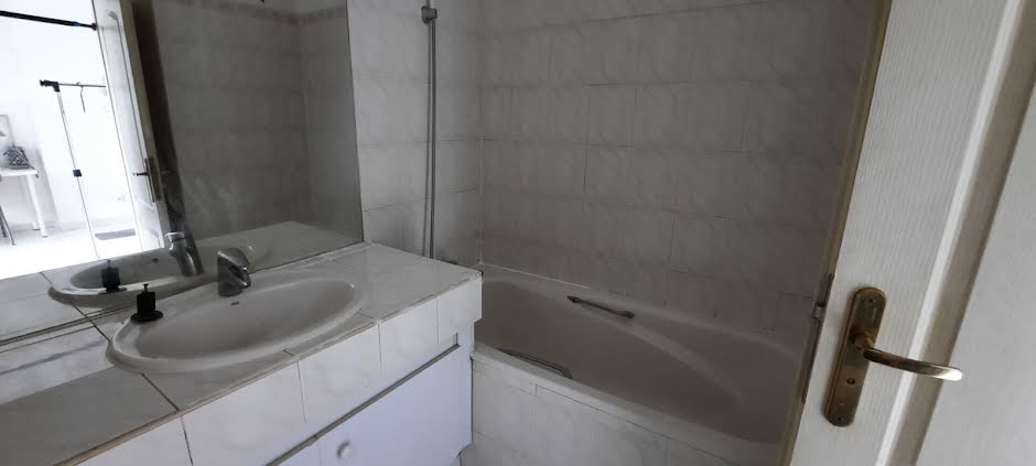 Vente appartement 1 pièce 26.22 m² à Marseille 8ème (13008), 144 000 €