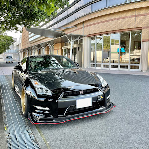 NISSAN GT-R R35