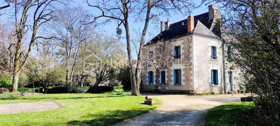 Vente manoir 10 pièces 312 m² à Notre-Dame-d'Oé (37390), 780 000 €