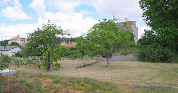 terrain à Saint-Julien-l'Ars (86)