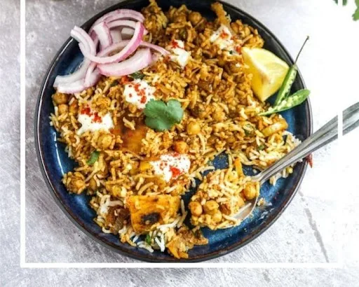 Peshawari Chole Biryani [1/2 Kg] + Veg Galouti Kebab [250 Gms]/ 8Pcs
