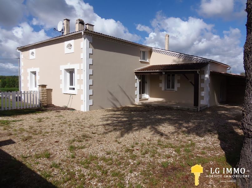 Vente maison 6 pièces 232 m² à Saint-Fort-sur-Gironde (17240), 299 999 €