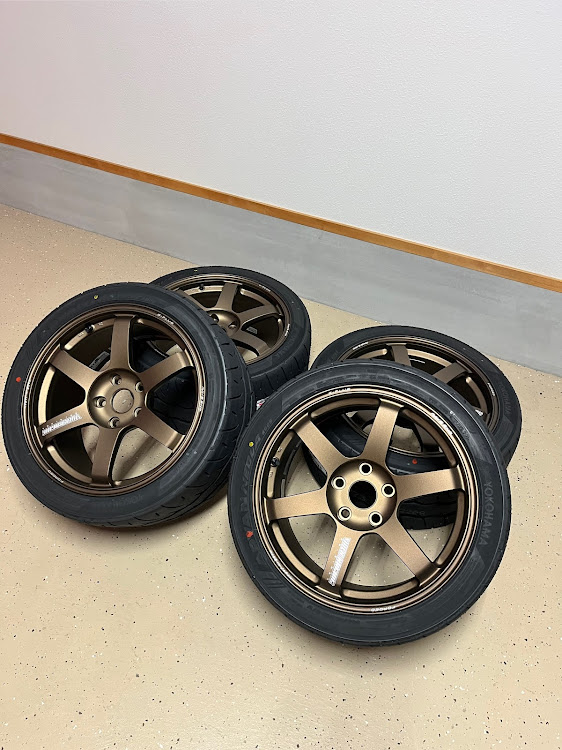 シビックタイプRのシビックタイプR・FL5・シビック・TE37 SAGA S-Plusに関するカスタム事例の投稿画像2枚目