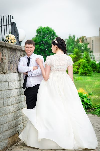 Fotógrafo de casamento Yana Garanzha (garangayana). Foto de 11 de julho 2018