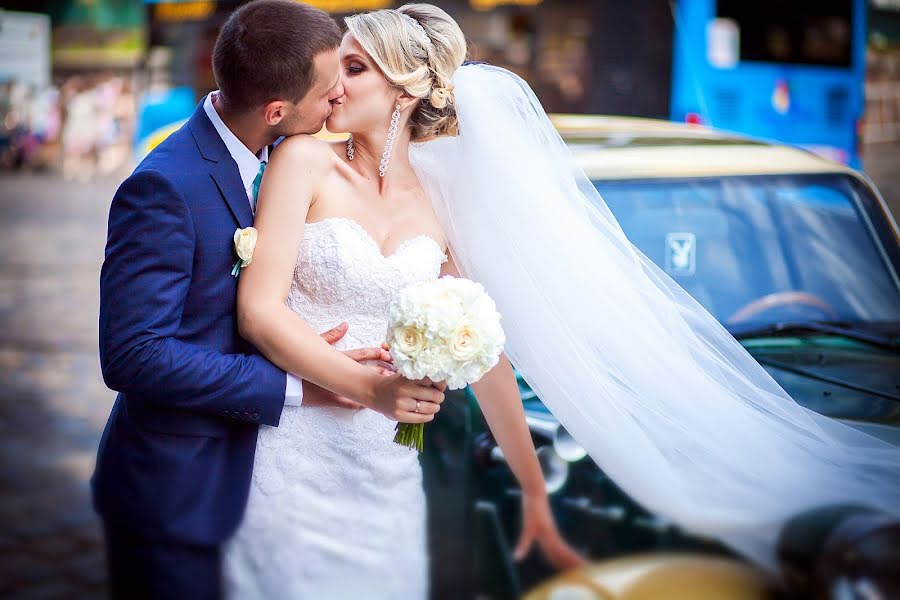 Fotógrafo de bodas Ooooo Ooooo (dgalynaphoto). Foto del 17 de enero 2016