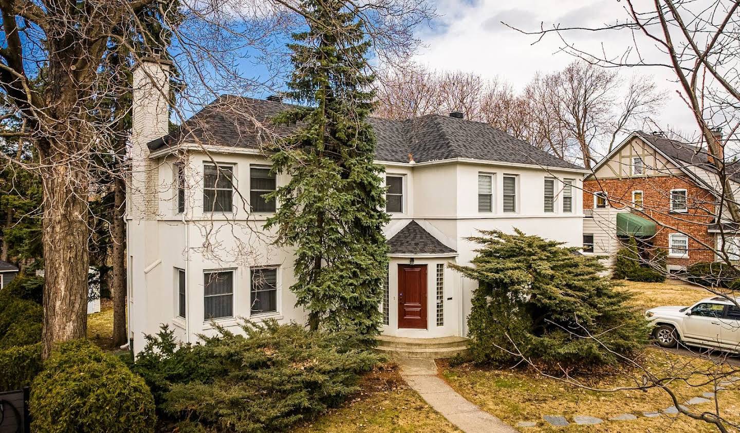 House with terrace Mount Royal