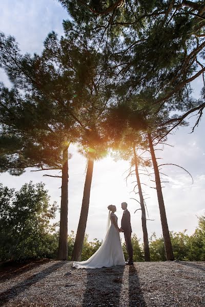 Wedding photographer Aleksandr Sutula (alexsutula). Photo of 27 January 2023