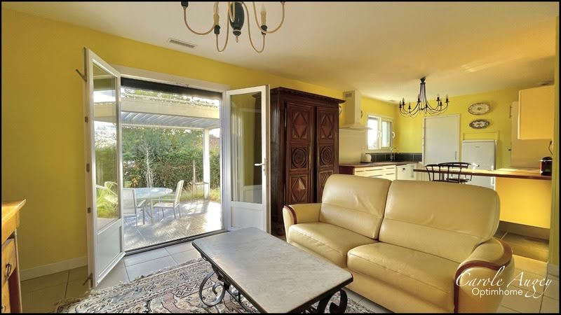 Location meublée maison 4 pièces 92 m² à Saint-Caprais-de-Bordeaux (33880), 1 477 €