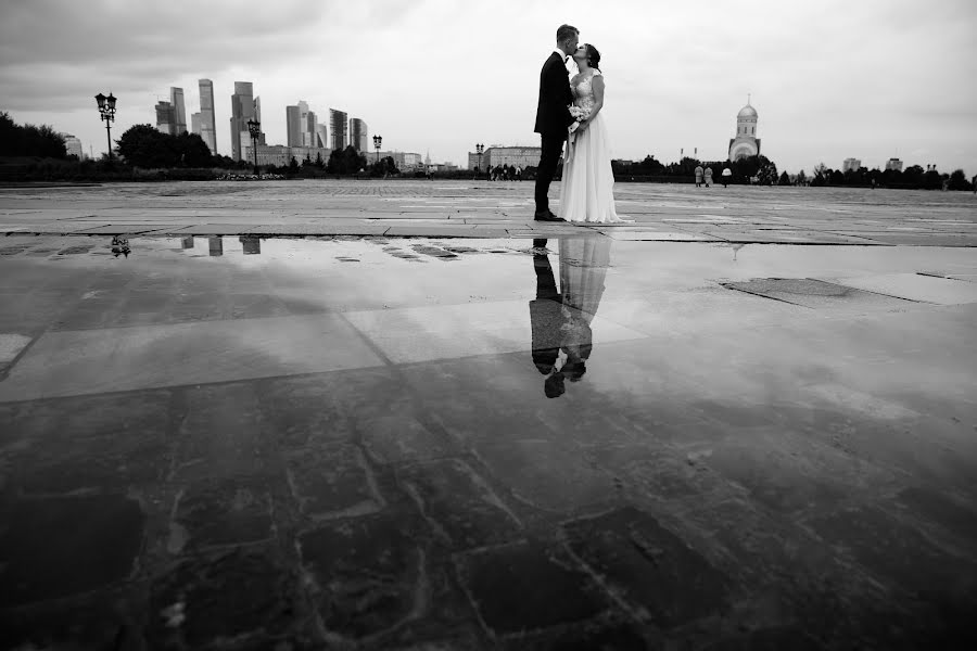 Fotógrafo de casamento Pavel Salnikov (pavelsalnikov). Foto de 18 de agosto 2019