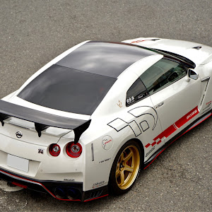 NISSAN GT-R R35