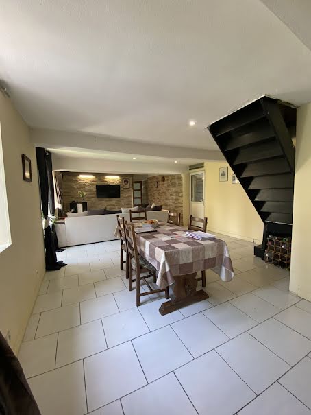 Vente maison 8 pièces 190 m² à Guise (02120), 137 000 €