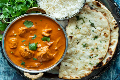 Butter Chicken Combo [350 Ml Curry With 2 Laccha Paratha]