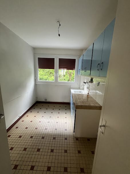 Vente appartement 3 pièces 66 m² à Saint-Etienne (42000), 75 000 €
