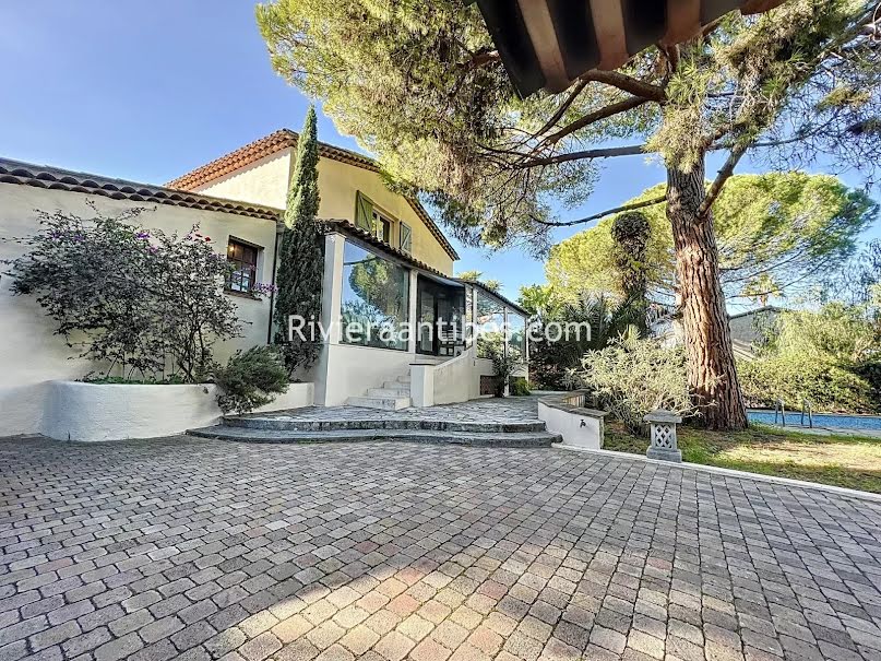 Vente villa 6 pièces 165 m² à Antibes (06600), 1 166 000 €