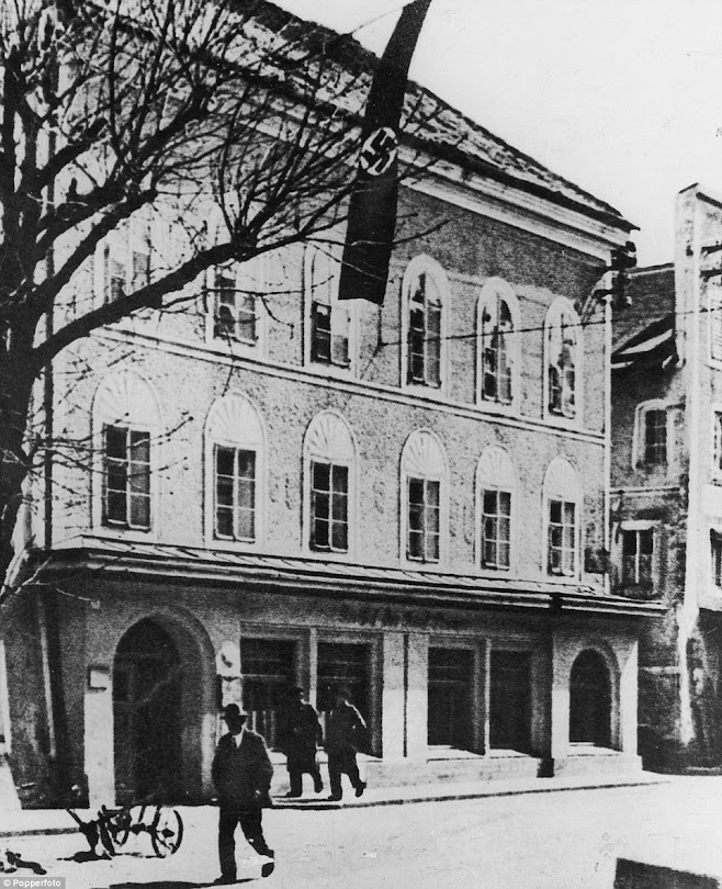 Adolf Hitler e a casa onde nasceu