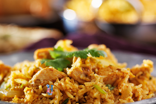 Chicken Hyderabadi Biryani [Served With Salan]