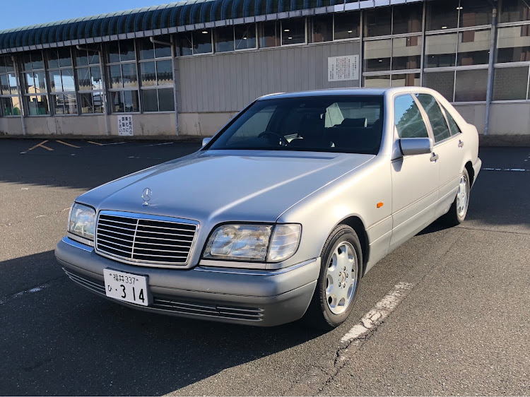 ジュンシローさんが投稿したベンツSクラス・W140・名義変更完了・陸運局にてに関するカスタム事例の投稿画像2枚目