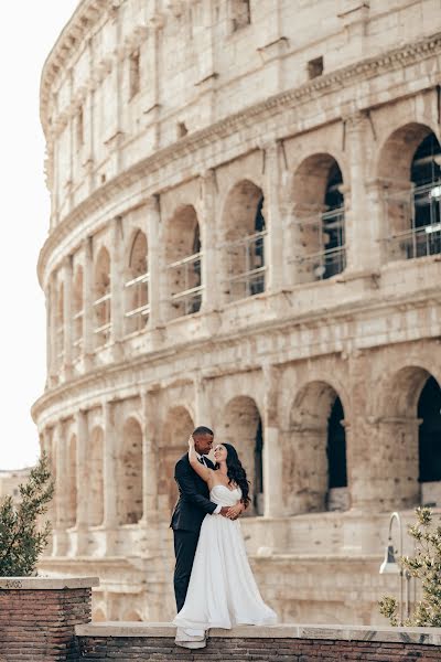 Fotografo di matrimoni Dmitry Agishev (romephotographer). Foto del 16 febbraio 2023