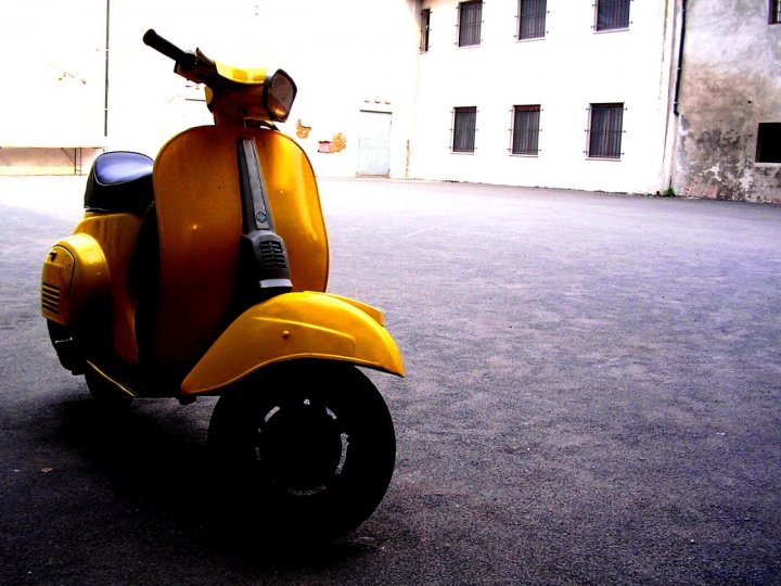 Vespa di simutz