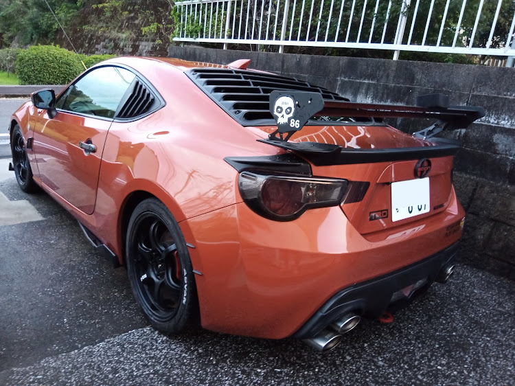 86の86BRZオーナーさんと繋がりたい・洗車・サーフィン・ドアパンツ・↑あっ、ドアパンツなってる（笑）に関するカスタム事例の投稿画像2枚目