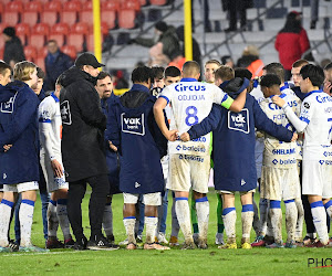 Hein Vanhaezebrouck trots op zijn spelers: "Om op dit veld met zo'n precisie en technische kwaliteit te spelen..."