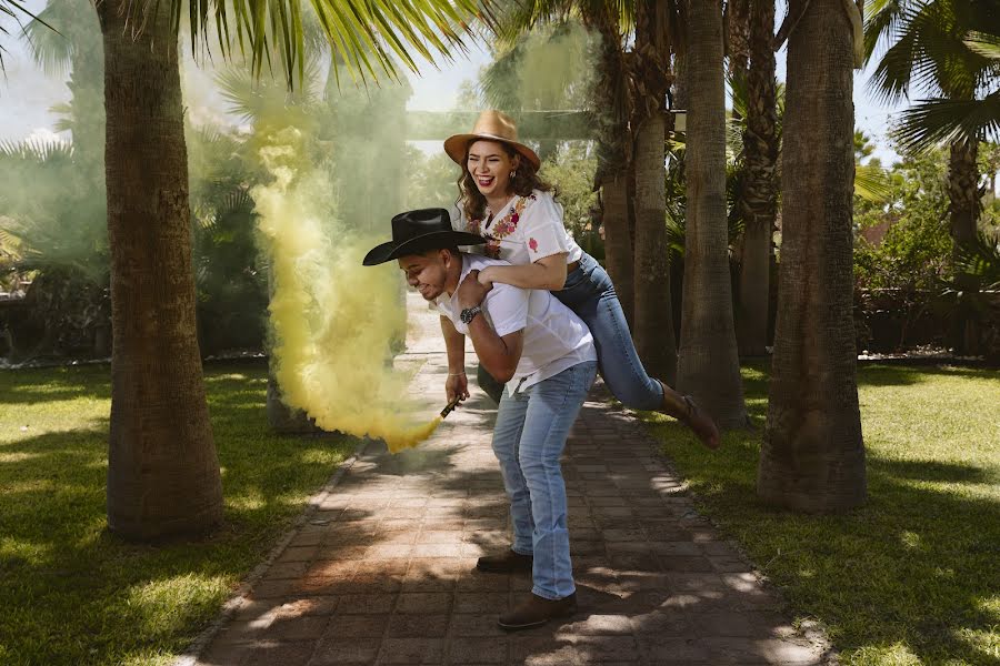 Svadobný fotograf Carolina Alamos (carolinaalamos). Fotografia publikovaná 12. augusta 2022