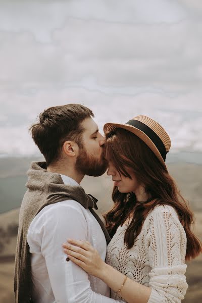 Wedding photographer Elbrus Takulov (takulov98). Photo of 17 May 2019