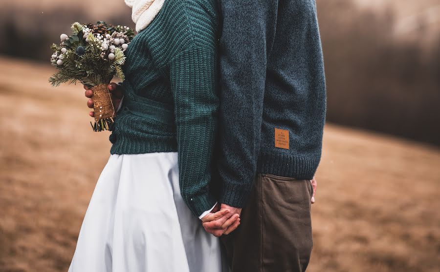 Pulmafotograaf Adéla Špetlová (adelaspetlova). Foto tehtud 7 märts 2022