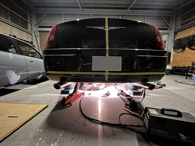 だーさんさんが投稿したクライスラー・クライスラー300c・マフラー制作・素人DIY・アメ車に関するカスタム事例の投稿画像5枚目