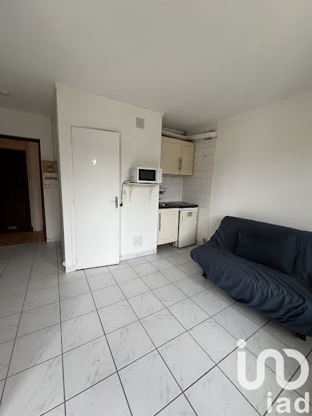 Vente appartement 1 pièce 15 m² à Corbeil-Essonnes (91100), 60 000 €
