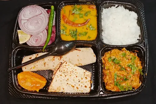 Baingan Bharta Thali