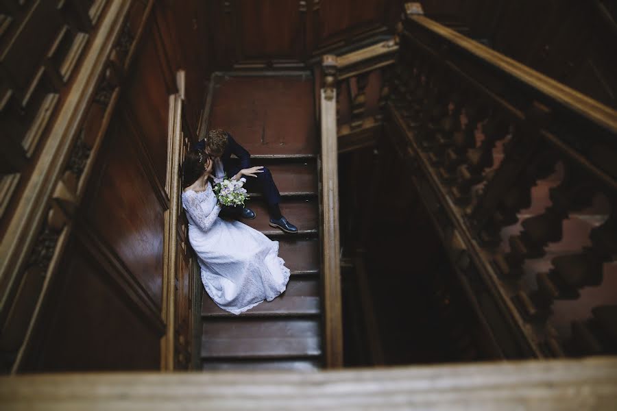 Fotógrafo de casamento Kseniya Petrova (presnikova). Foto de 18 de outubro 2017