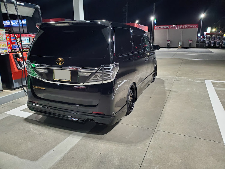 アルファードの洗車・ライト・DIY・ドライブに関するカスタム事例の投稿画像3枚目
